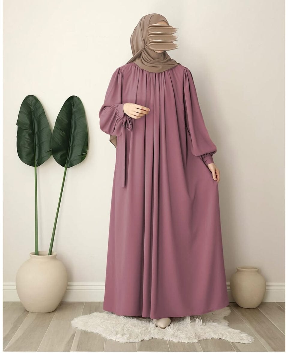 LAVENDER ABAYA WITH STROLLER